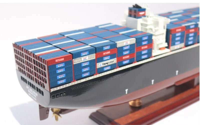 Model Cargo Ship APL CONTAINER SHIP (American President Lines) 70 x 9 x H. 20 cm