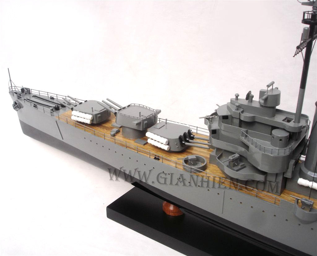 Modell-Kriegsschiff ARA General Belgrano 100 x 12 x H. 32 cm