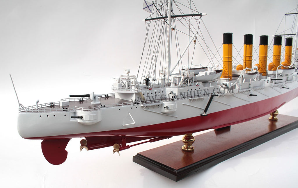 Modell-Kriegsschiff Askold 101 x 15 x H. 41 cm