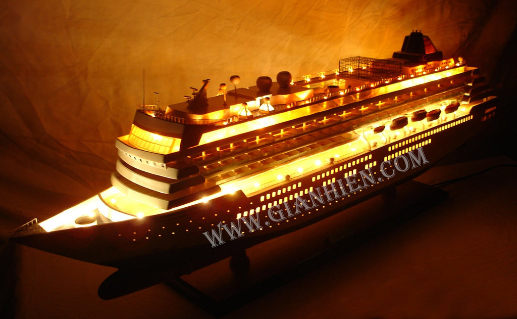 Model Ocean Liner ASUKA II with Lights 103 x 17 x H. 34 cm