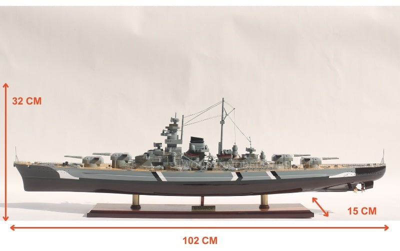Model Warship Bismarck 100 x 16 x H. 31 cm