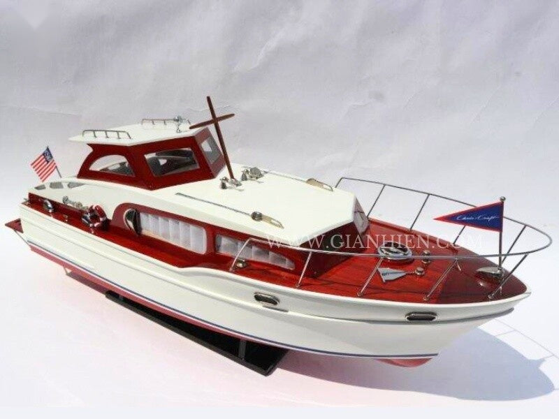 Model Speed Boat Chris Craft Cabin Cruiser 94 x 29 x H. 32 cm