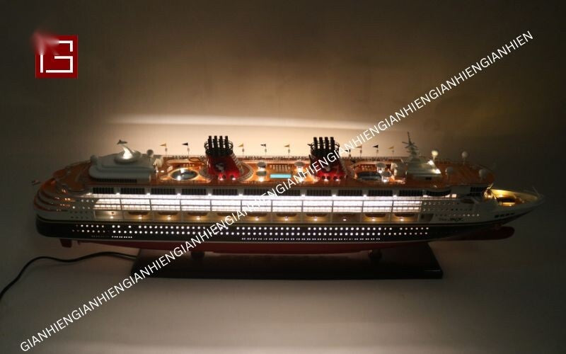 Model Ship DISNEY MAGIC with LIGHTS 103 x 16 x H. 32 cm