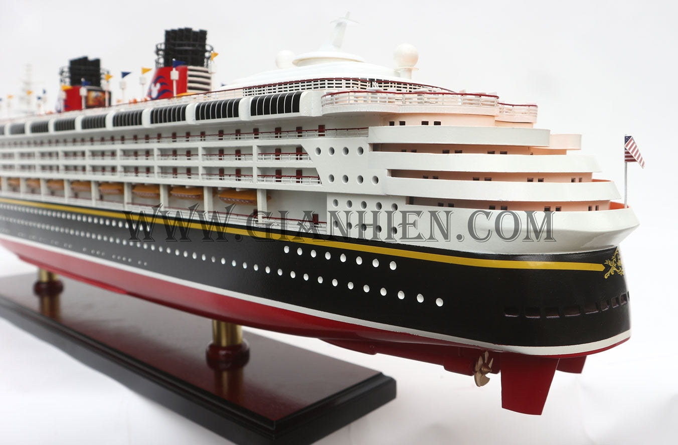 Modell-Ozeanliner Disney Wonder 103 x 16 x H. 32 cm