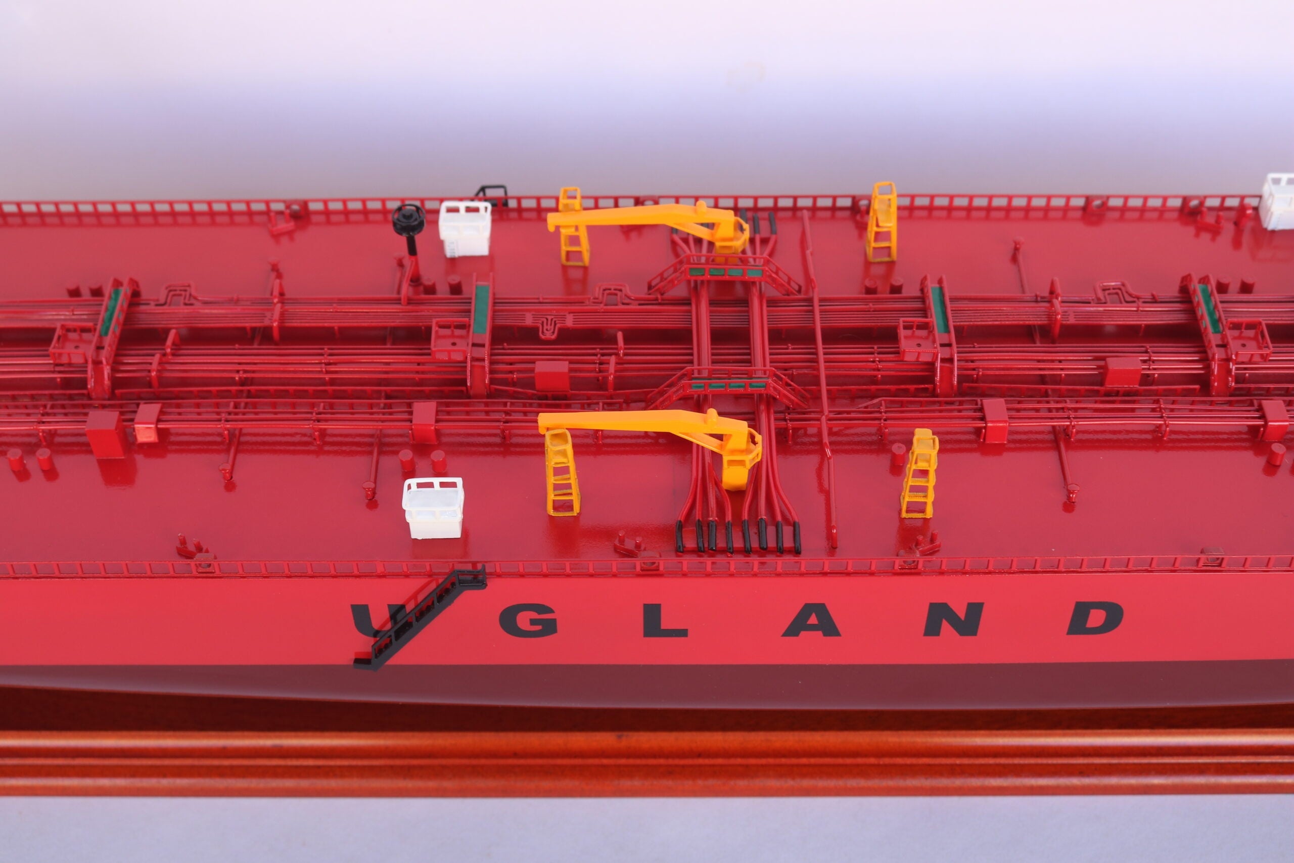 Model Cargo Ship Evita OIL Tanker 113 x 20 x H. 29 cm