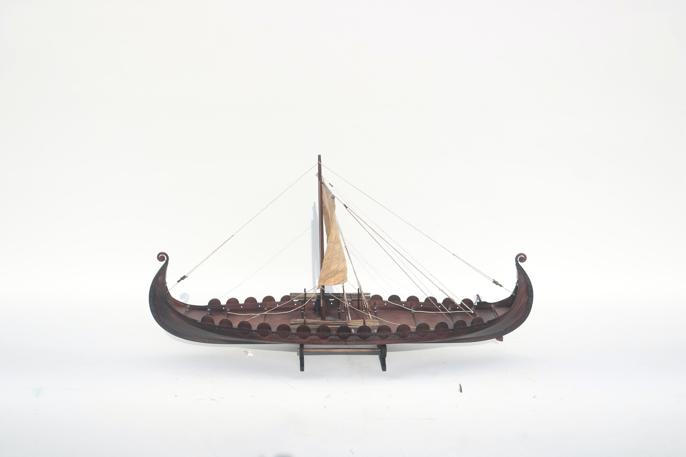 Modell-Wikingerschiff Oseberg Viking Clinker Hull 87 x 21 x H. 46 cm