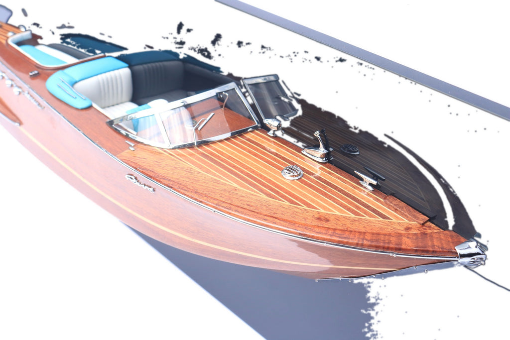 Half-Hull Model Riva Aquarama 100 x 10 x H. 30 cm