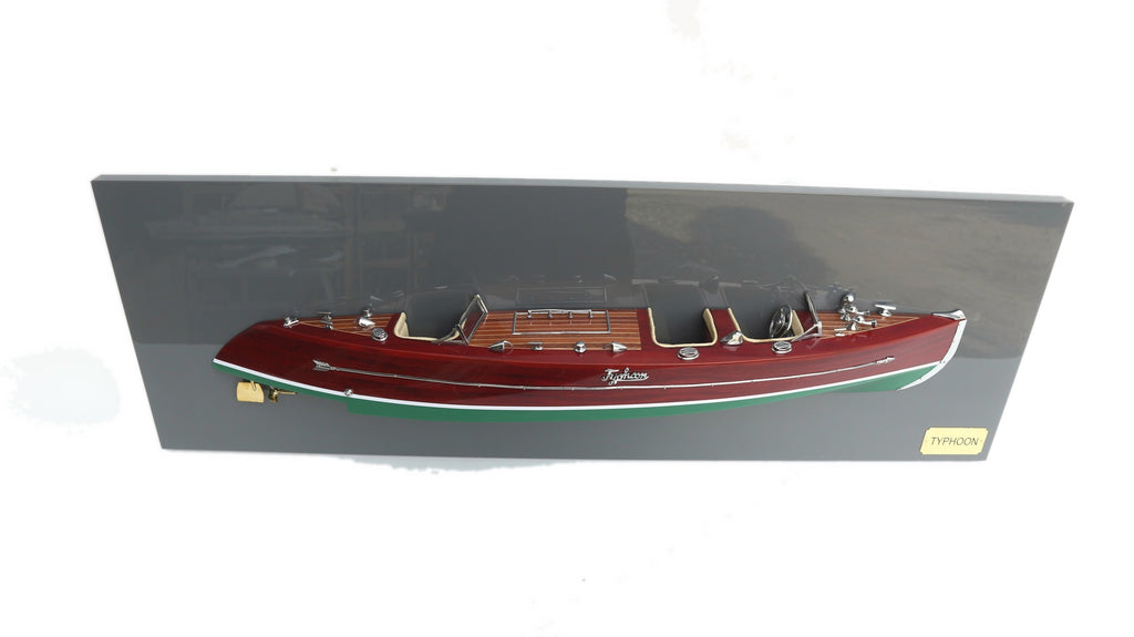 Halbmodell Typhoon 100 x 10 x H. 30 cm