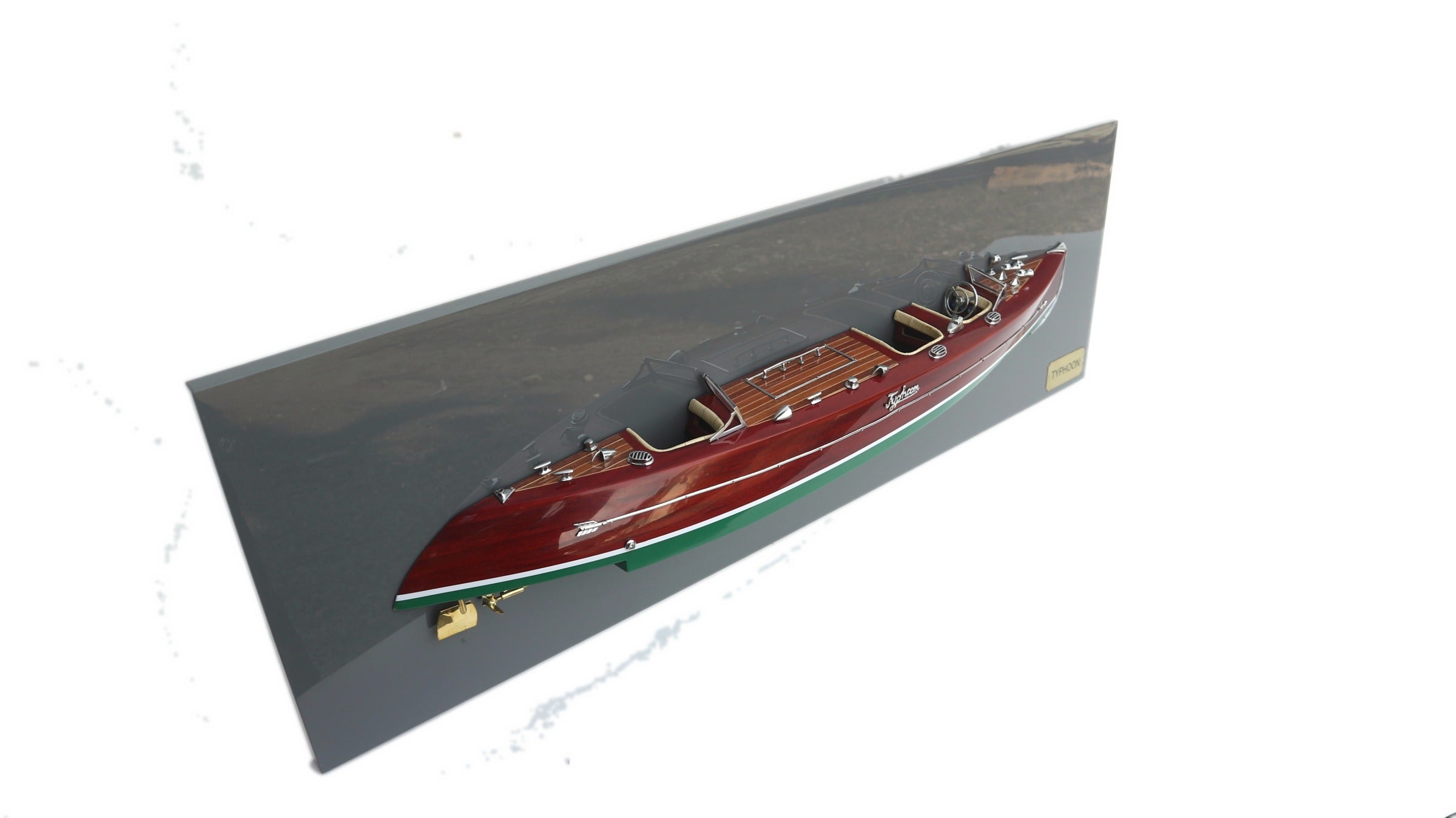 Halbmodell Typhoon 100 x 10 x H. 30 cm