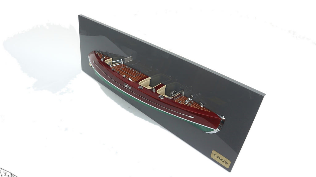 Halbmodell Typhoon 100 x 10 x H. 30 cm