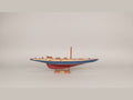 Half-Hull Model Shamrock 90 x 10 x H. 30 cm