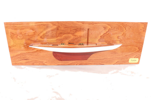 Half-Hull Model Tuiga 115 x 12 x H. 36 cm