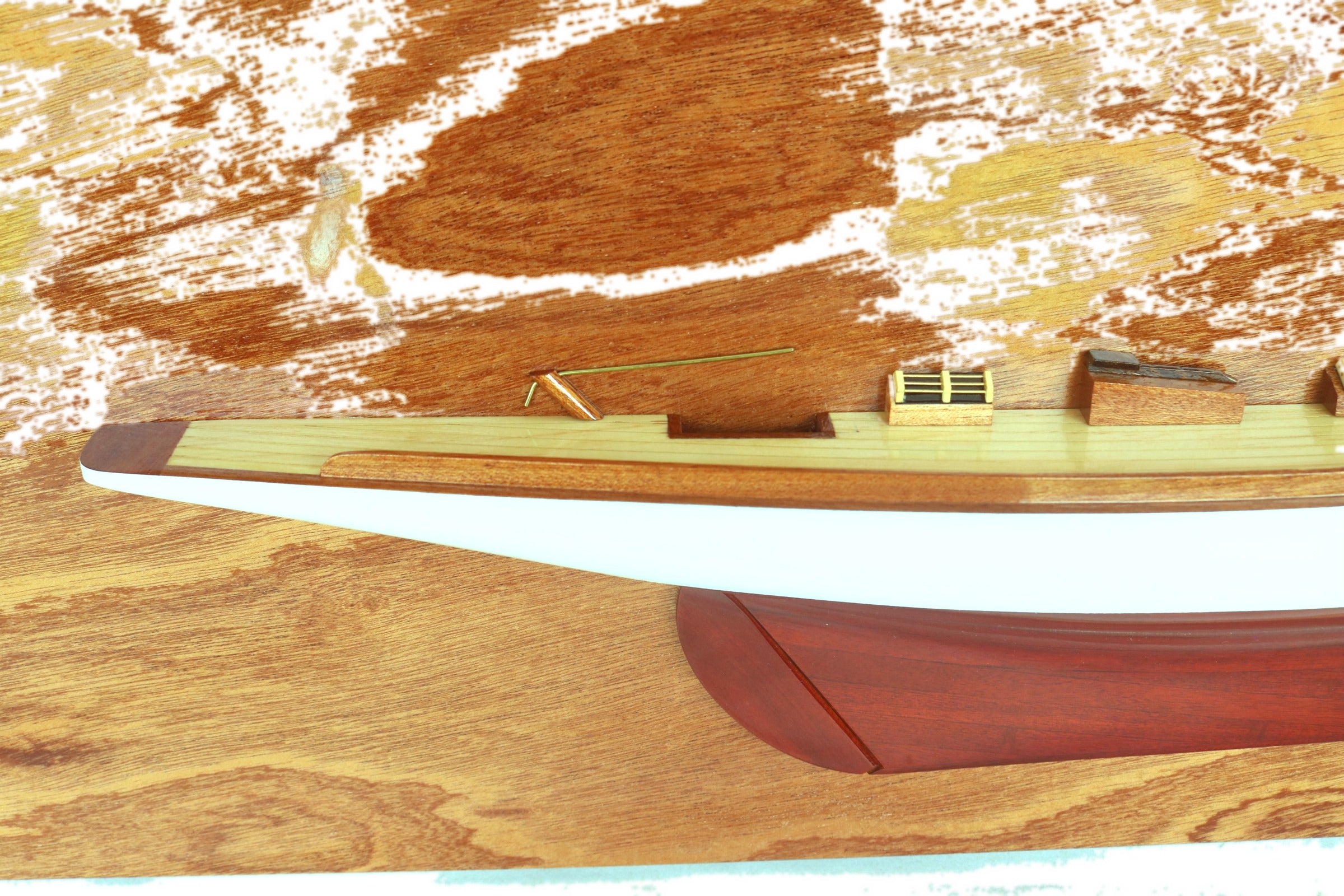 Half-Hull Model Tuiga 115 x 12 x H. 36 cm