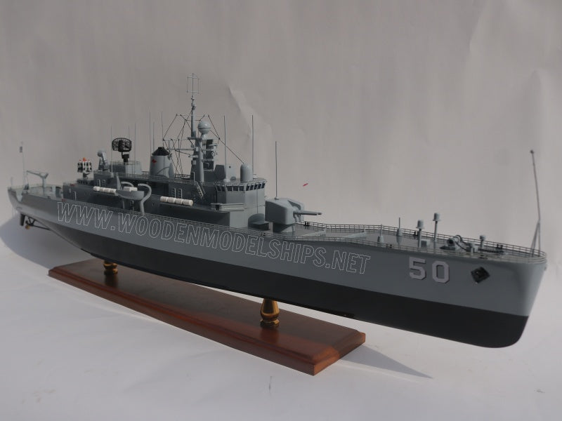 Model Warship HMAS Swan (III) 50 100 x 11 x H. 34 cm