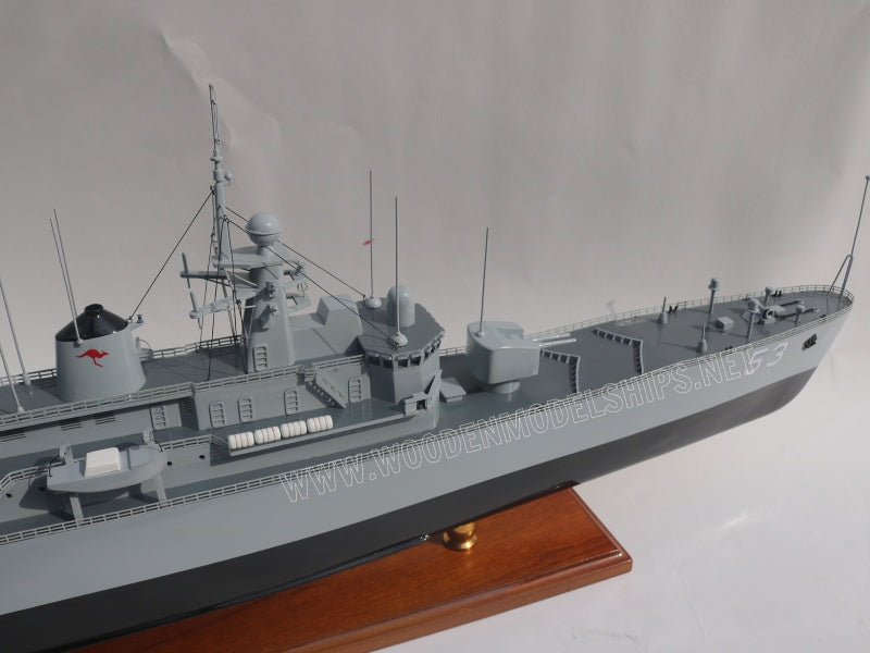 Model Warship HMAS Torrens (DE 53) 100 x 11 x H. 34 cm