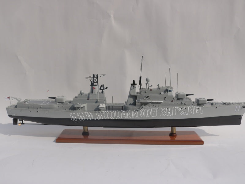 Modell-Kriegsschiff HMAS Vampire (D11) 100 x 11 x H. 34 cm