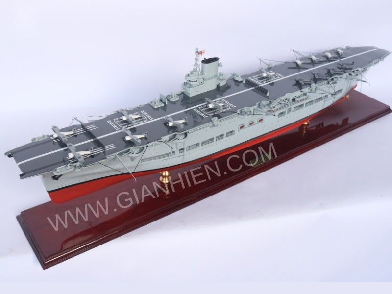 Modell-Kriegsschiff HMS ARK Royal 103 x 15 x H. 27 cm