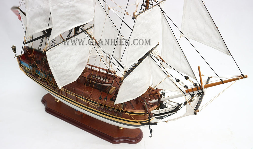 Model Tall Ship HMS Bounty Paint 64 x 14 x H. 63 cm