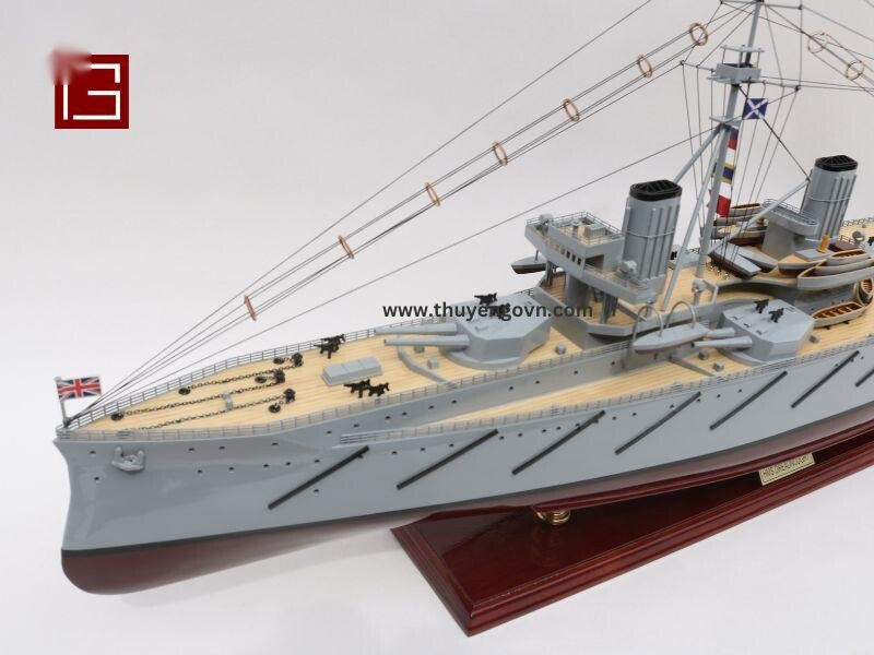 Model Warship HMS Dreadnought 1906 103 x 18 x H. 43 cm