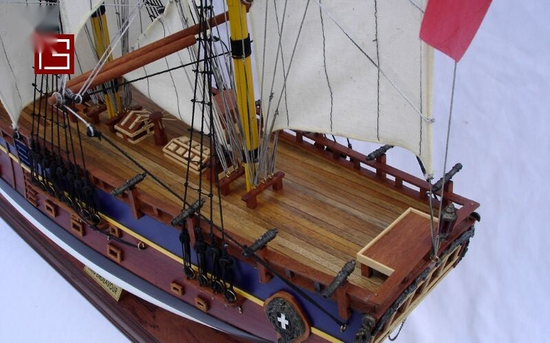 Model Tall Ship HM BARK Endeavour Painted 76 x 18 x H. 78 cm