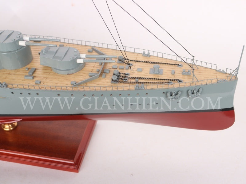 Model Warship HMS Tiger (1913) 101 x 16 x H. 48 cm