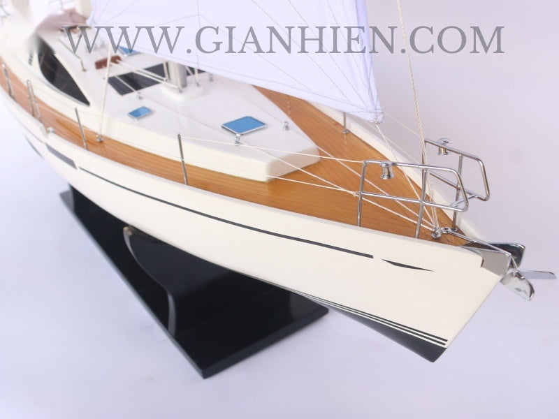 Model Sailing Boat Jeanneau SUN Odyssey 45ds 77 x 22 x H. 122 cm