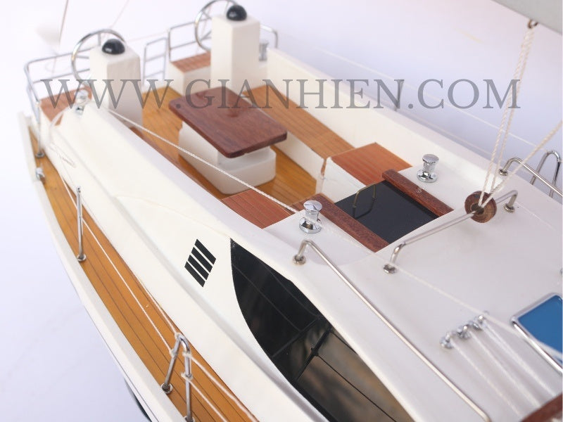 Model Sailing Boat Jeanneau SUN Odyssey 45ds 77 x 22 x H. 122 cm
