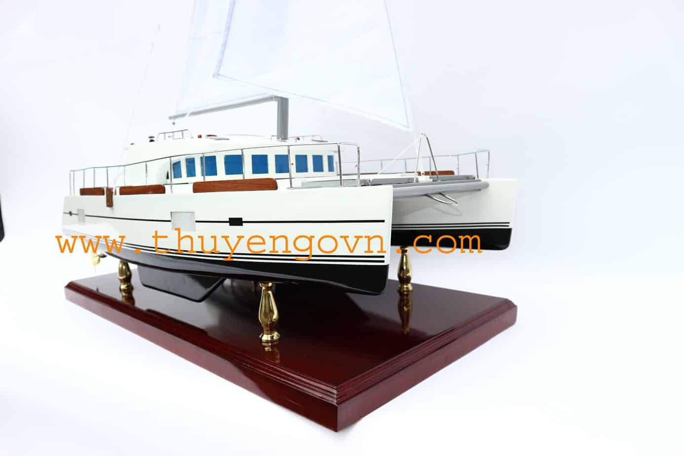 Model Sailing Boat Lagoon 440 Catamaran 70 x 40 x H. 110 cm