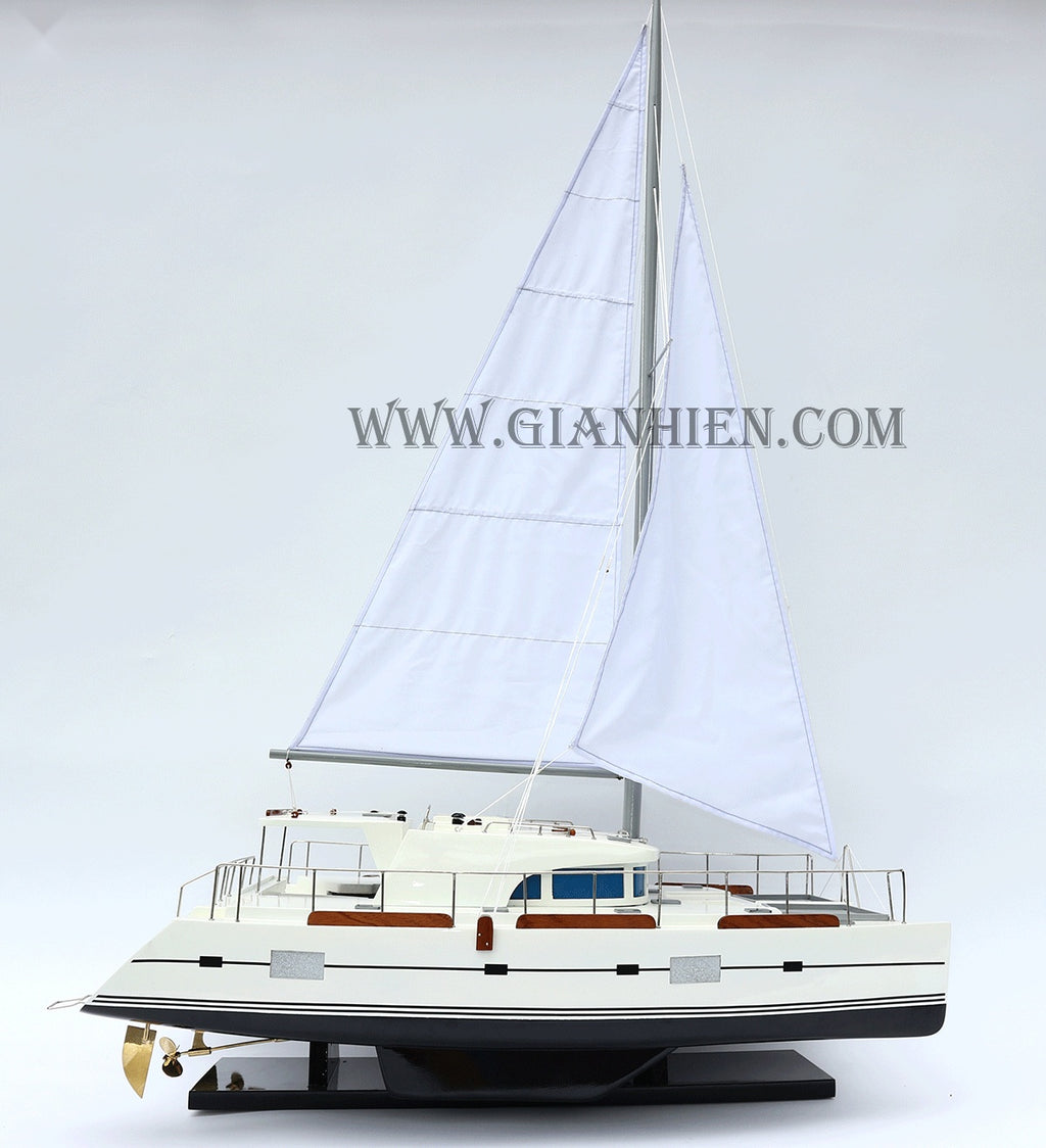 Model Sailing Boat Lagoon 500 Catamaran 70 x 40 x H. 110 cm