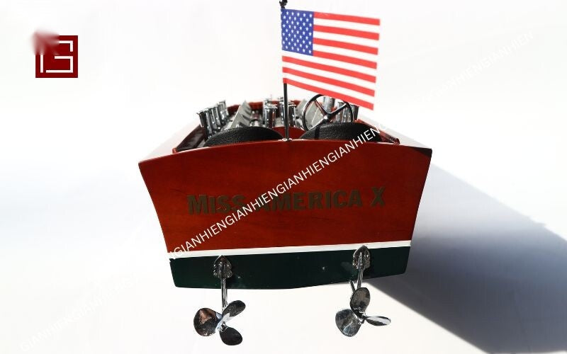 Model Speed Boat MISS America X 83 x 21 x H. 17 cm