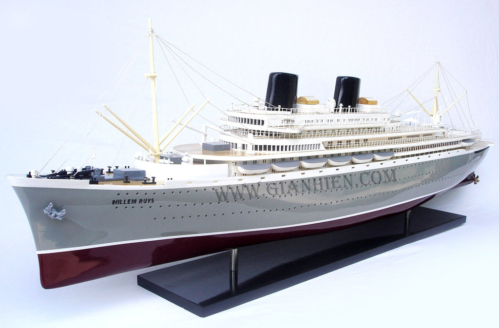 Model Ocean Liner MS Willem RUYS 95 x 18 x H. 31 cm