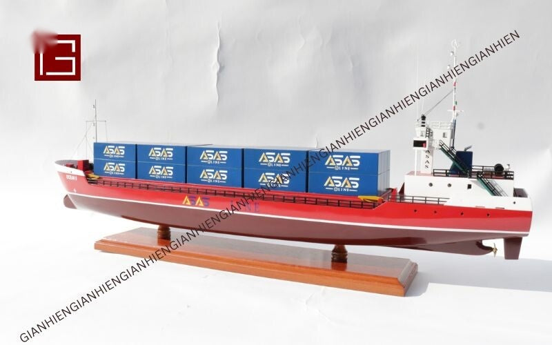 Modell-Frachtschiff Ocean 5 69 x 10 x H. 29 cm