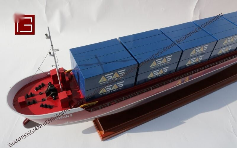 Modell-Frachtschiff Ocean 5 69 x 10 x H. 29 cm