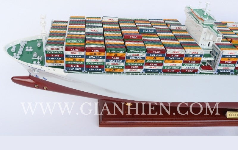 Model Cargo Ship OOCL Germany 100 x 15 x H. 26 cm
