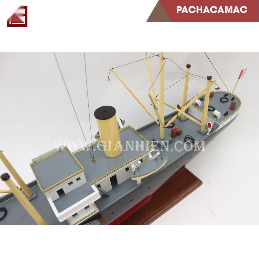 Model Ocean Liner Pachacamac 75 x 12 x H. 37 cm