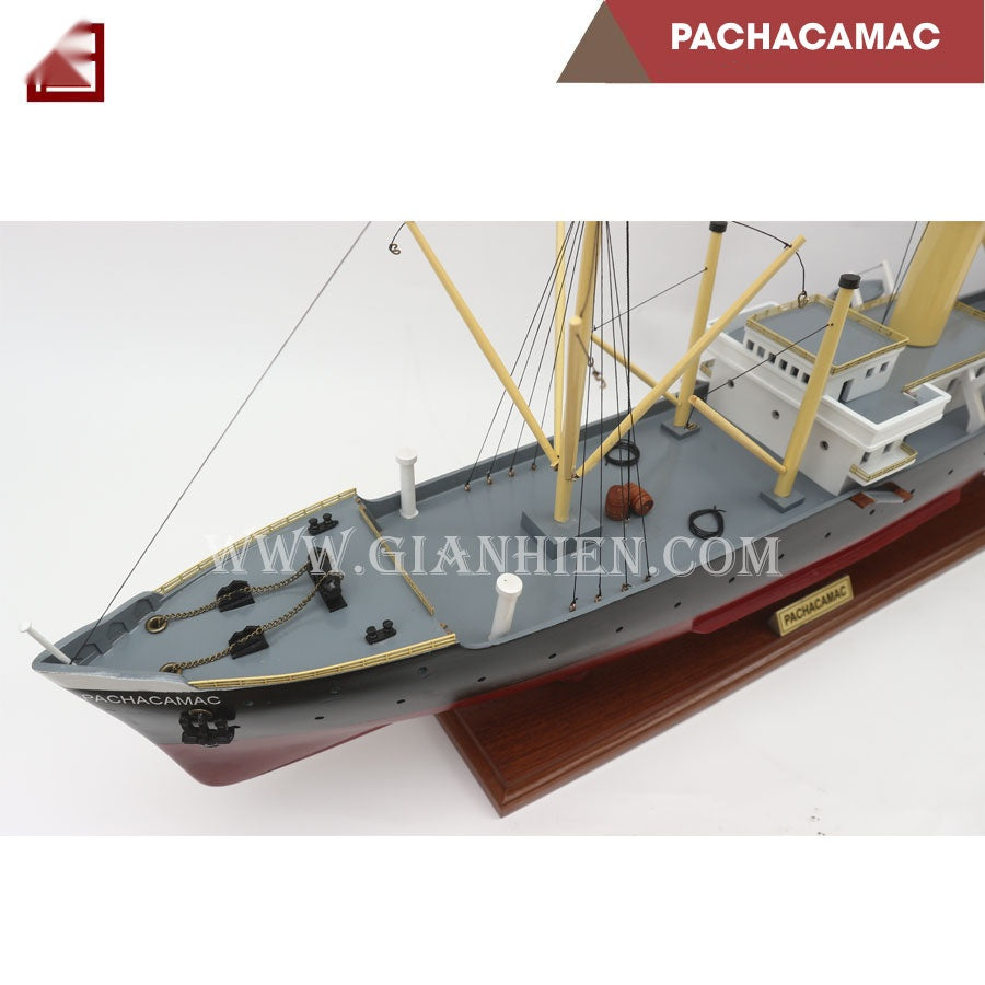 Model Ocean Liner Pachacamac 75 x 12 x H. 37 cm