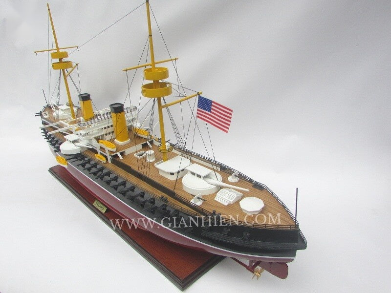 Modell-Kriegsschiff Pelayo 110 x 27 x H. 54 cm