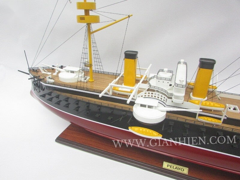 Modell-Kriegsschiff Pelayo 110 x 27 x H. 54 cm