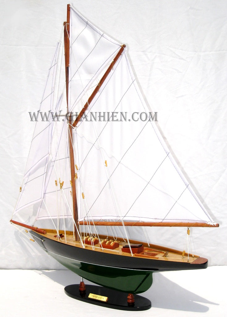 Model Sailing Boat Penduick Painted 50 x 10 x H. 65 cm