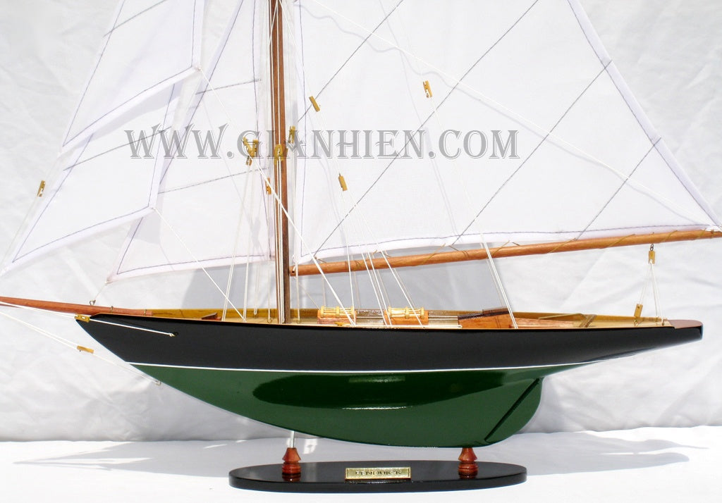 Model Sailing Boat Penduick Painted 50 x 10 x H. 65 cm