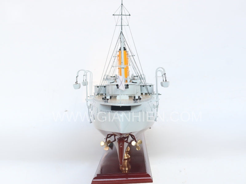 Model Warship Poltava 78 x 21 x H. 73 cm