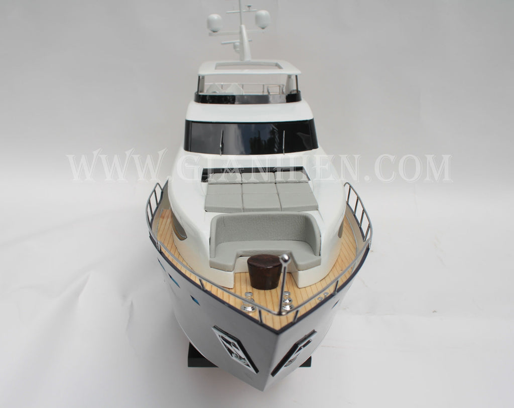 Model Yacht PRINCESS SUPERYACHTS 30M - Blue/Black 94 x 20 x H. 36 cm