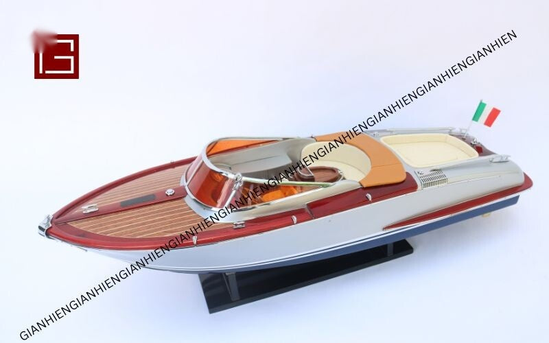 Model Speed Boat RIVA Aquariva Silver (special Edition) 42 x 12 x H. 14 cm
