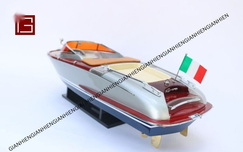 Model Speed Boat RIVA Aquariva Silver (special Edition) 42 x 12 x H. 14 cm