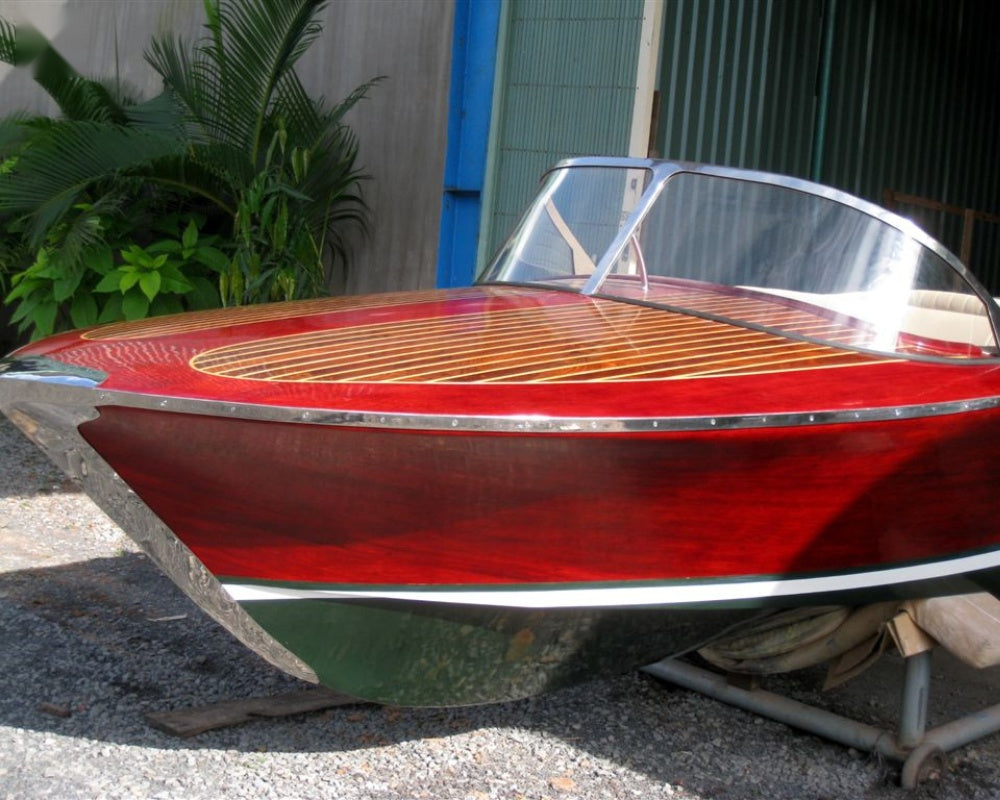 Model Speed Boat RIVA Ariston 50 x 14 x H. 14 cm