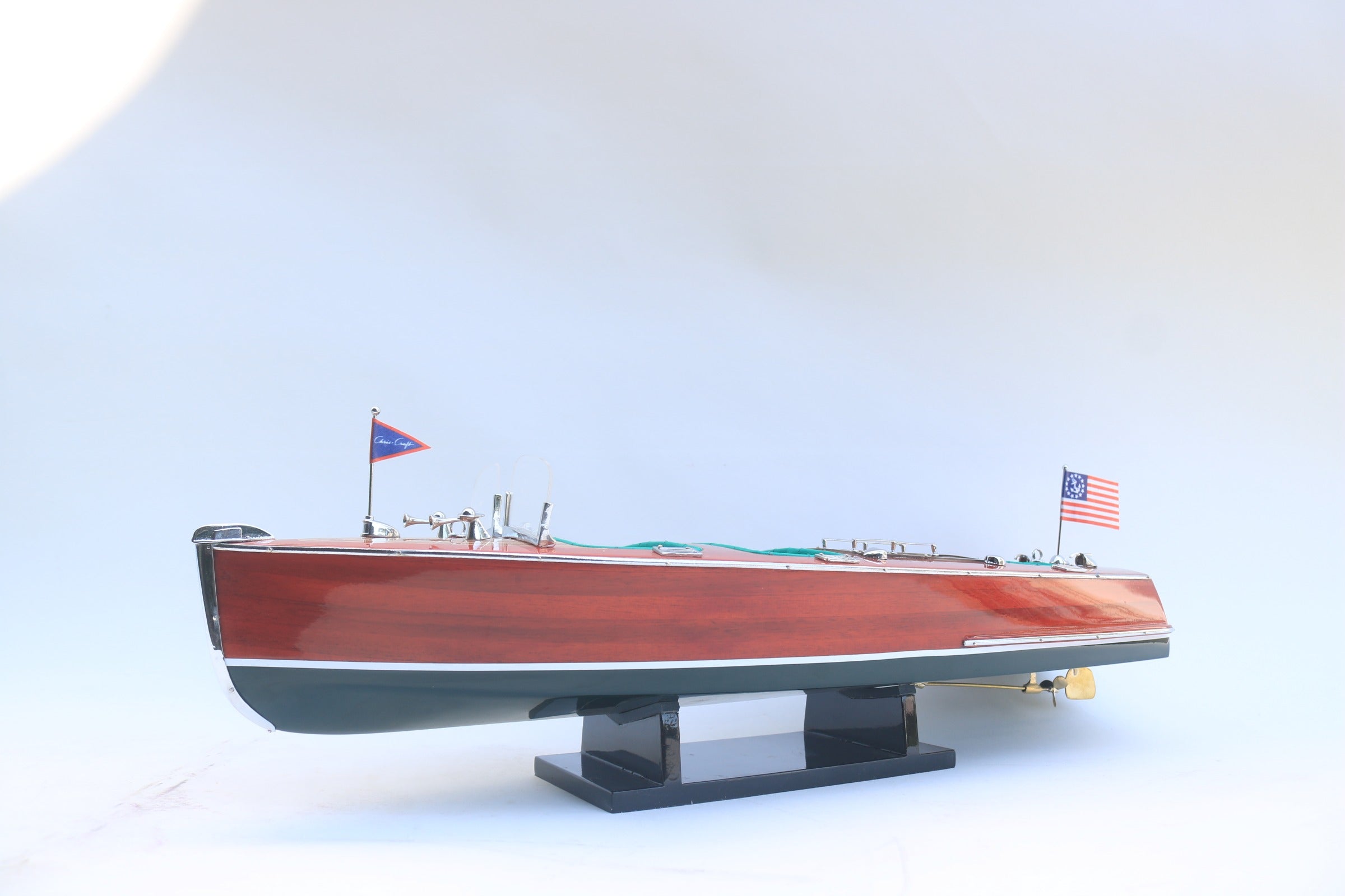 Model Speed Boat Chris Craft Triple Cockpit 51 x 16 x H. 18 cm