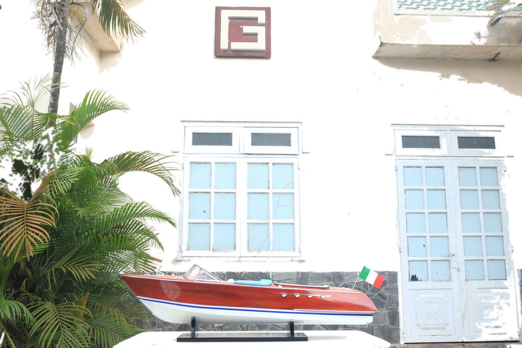 Model Speed Boat Riva Aquarama 124 x 38 x H. 34 cm