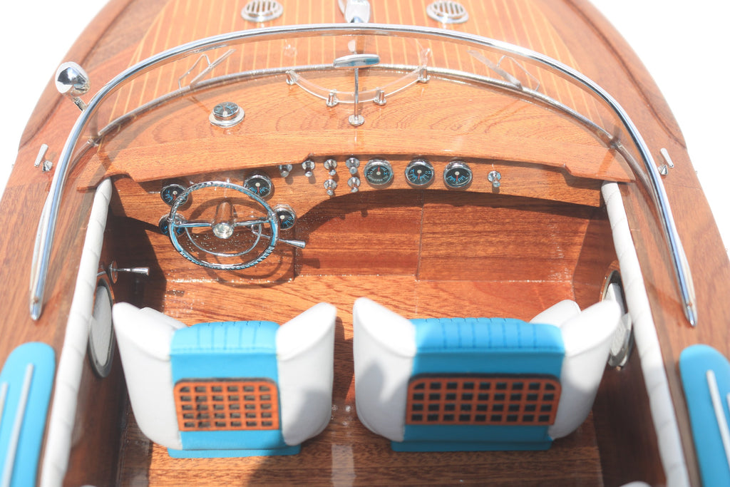 Model Speed Boat Riva Aquarama Wood Finished 124 x 38 x H. 34 cm
