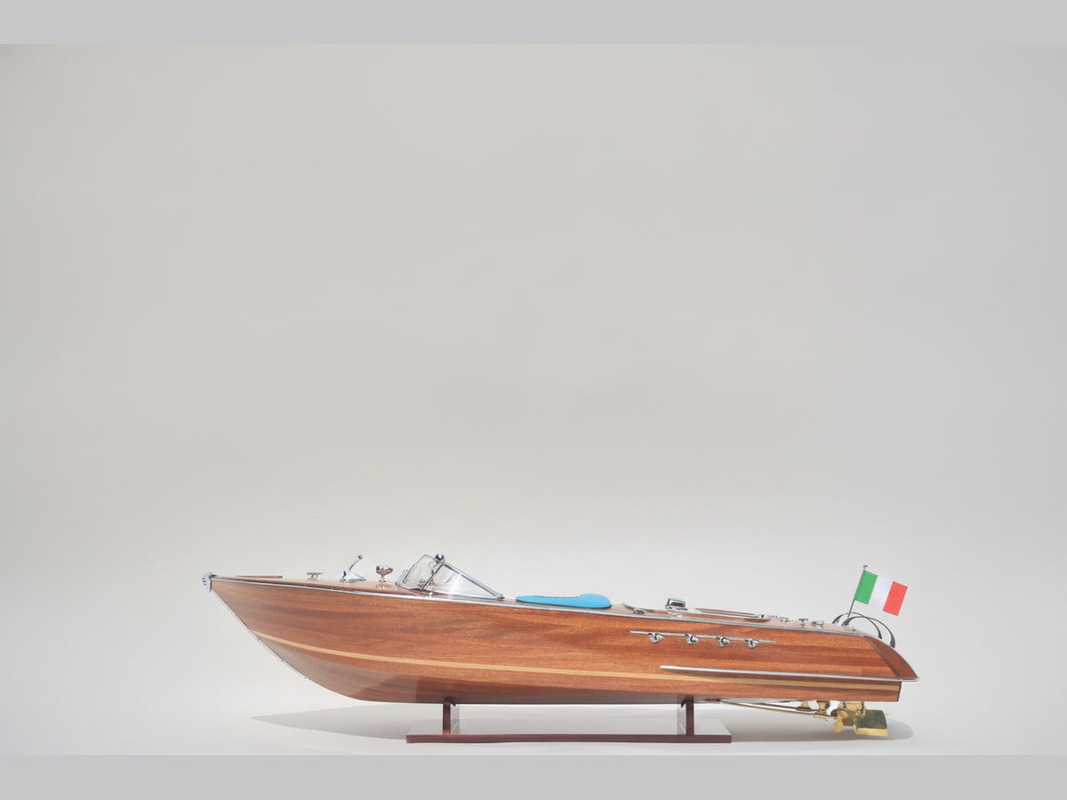 Model Speed Boat Riva Aquarama Wood Finished 124 x 38 x H. 34 cm