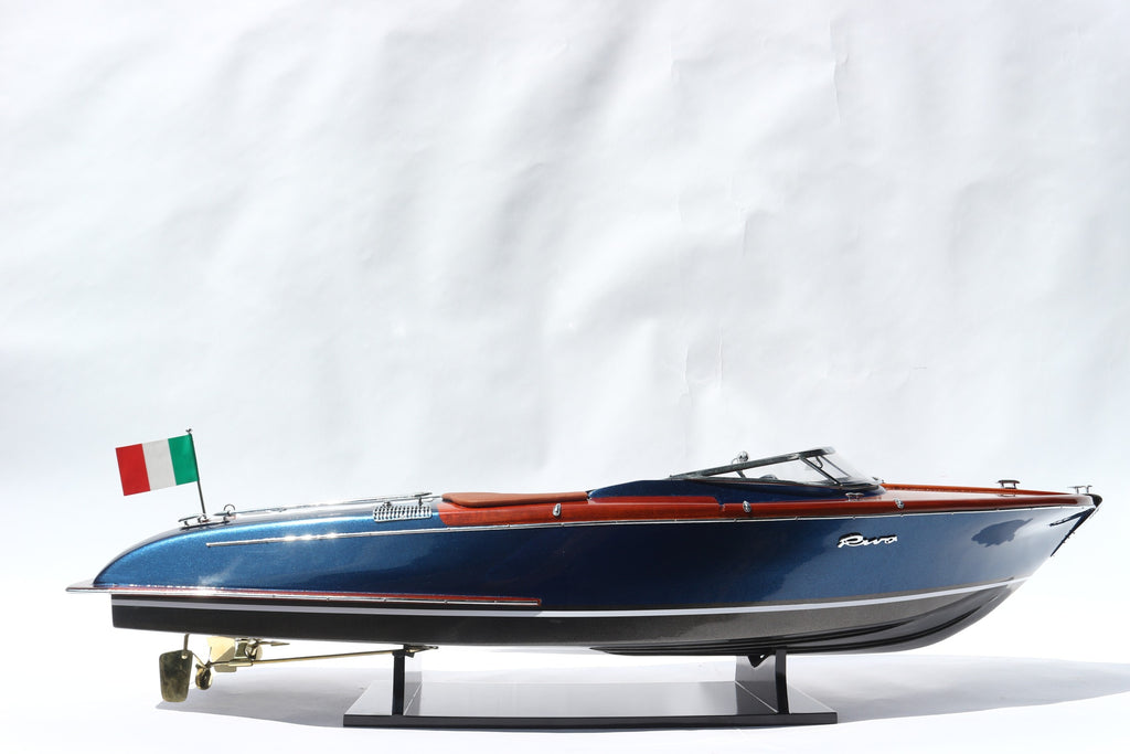 Model Speed Boat Riva Aquariva 88 x 27 x H. 23 cm